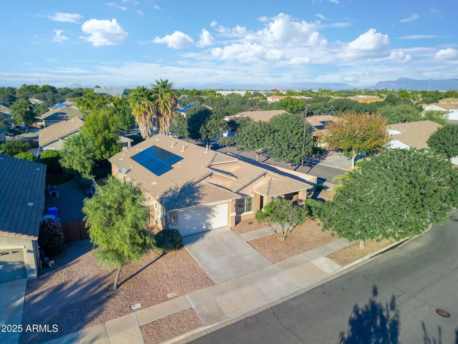 4186 E BLUE SAGE Road, Gilbert, AZ 85297 — photo 6 of 77