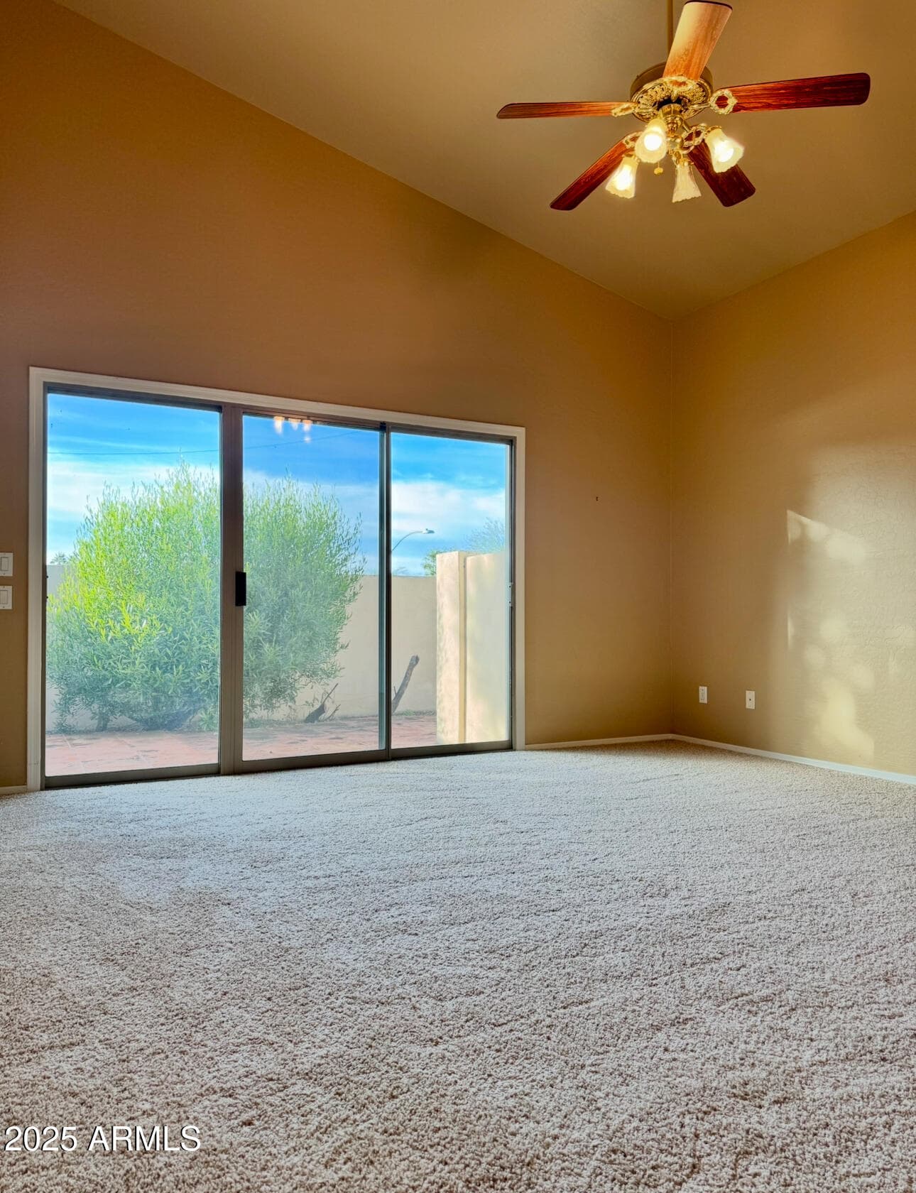 7240 N DREAMY DRAW Drive 114, Phoenix, AZ 85020 — photo 20 of 41