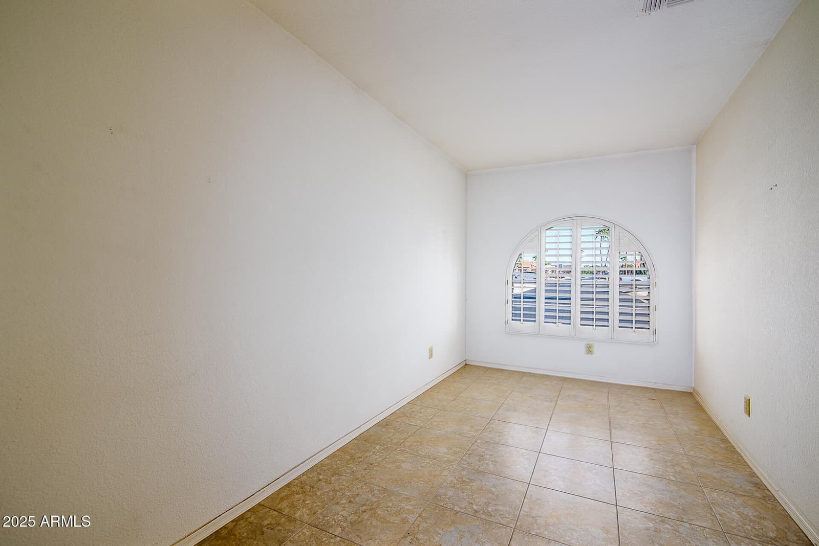 6972 S CHAMPIONSHIP Drive, Chandler, AZ 85249 — photo 19 of 106