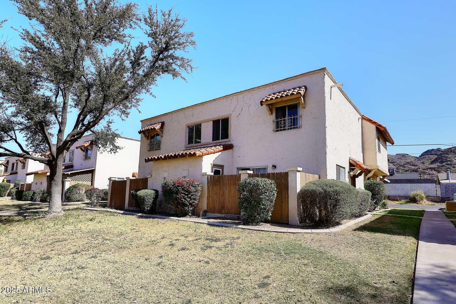8819 N 12TH Place, Phoenix, AZ 85020 — photo 15 of 20