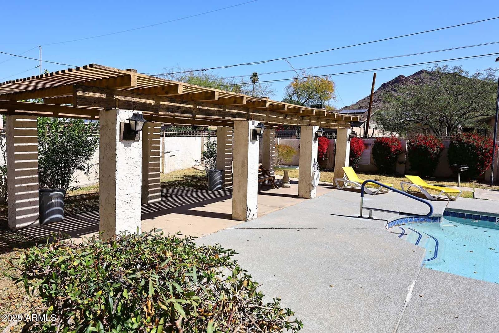 8819 N 12TH Place, Phoenix, AZ 85020 — photo 11 of 20