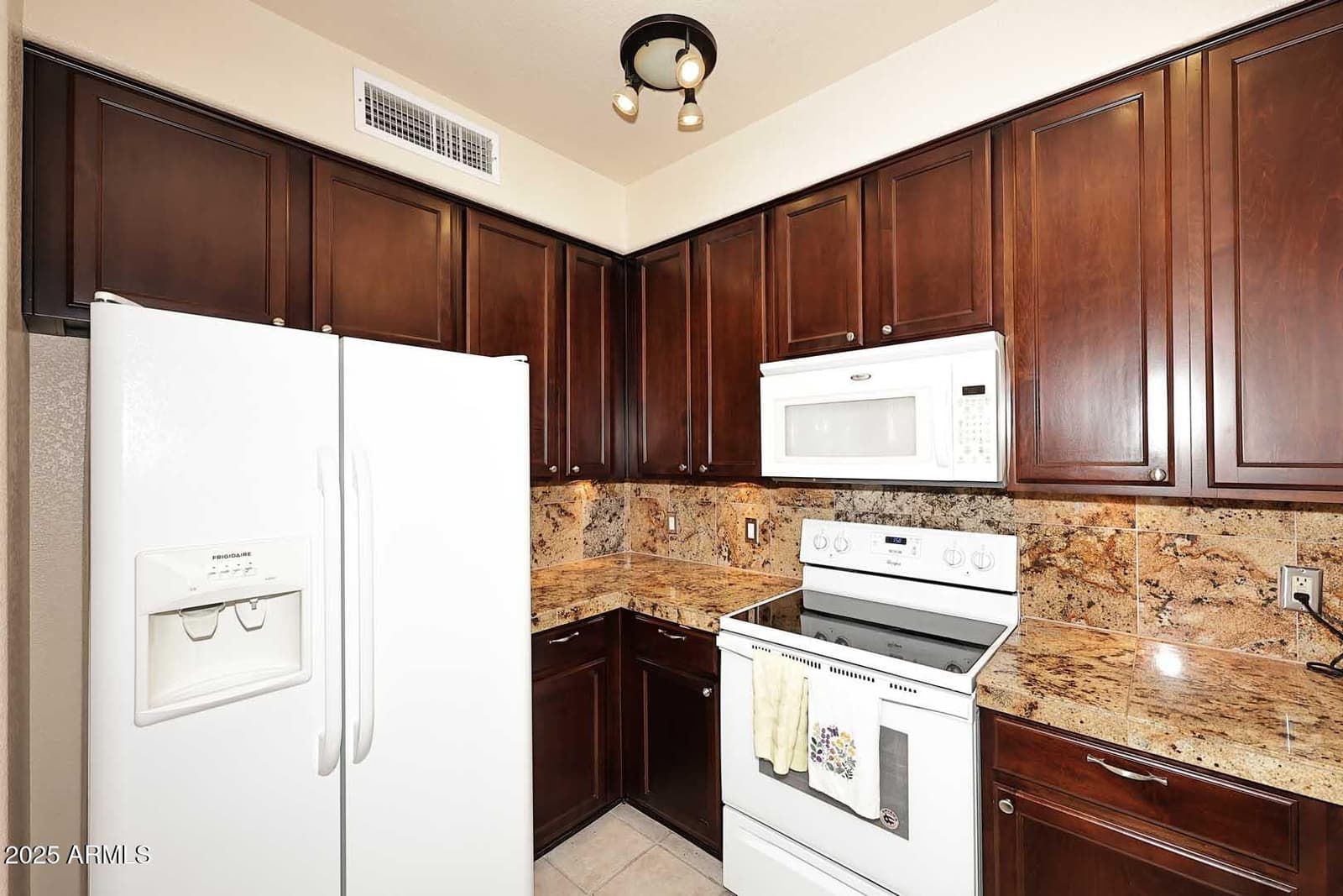 11022 N INDIGO Drive N 128, Fountain Hills, AZ 85268 — photo 13 of 40