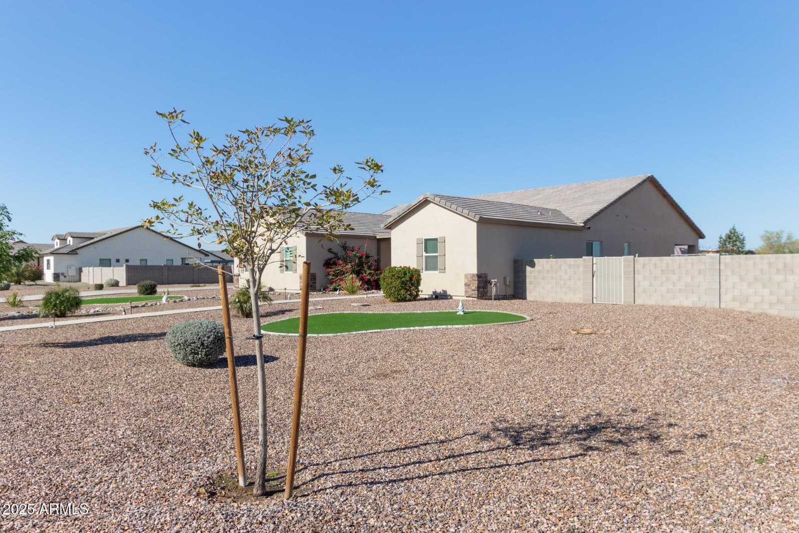 8998 W GARNET MOUNTAIN Drive, Casa Grande, AZ 85194 — photo 37 of 43