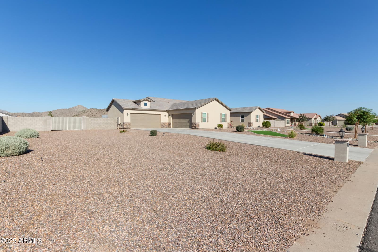 8998 W GARNET MOUNTAIN Drive, Casa Grande, AZ 85194 — photo 38 of 43