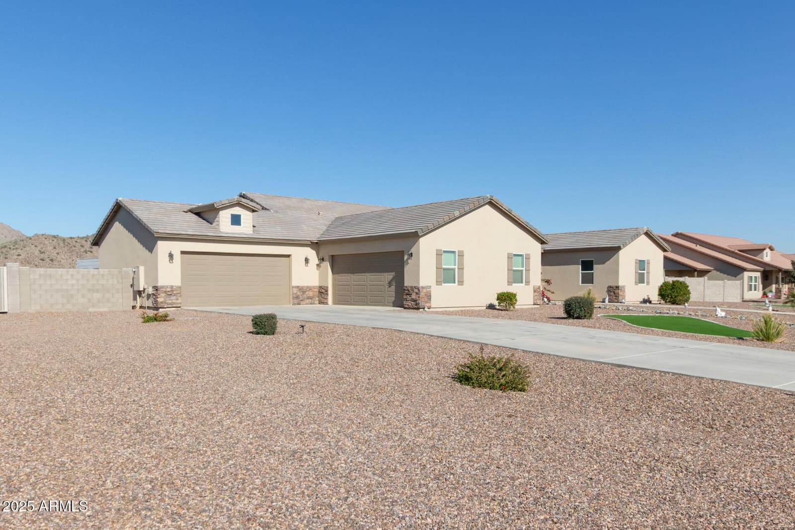 8998 W GARNET MOUNTAIN Drive, Casa Grande, AZ 85194 — photo 39 of 43