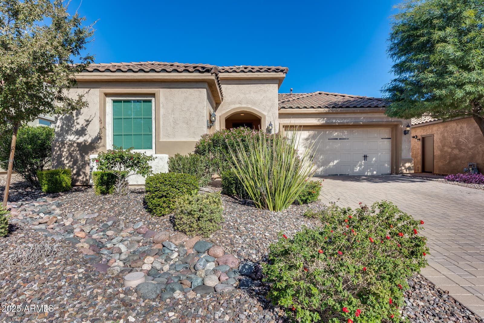 8060 W CINDER BROOK Way, Florence, AZ 85132 — photo 6 of 40
