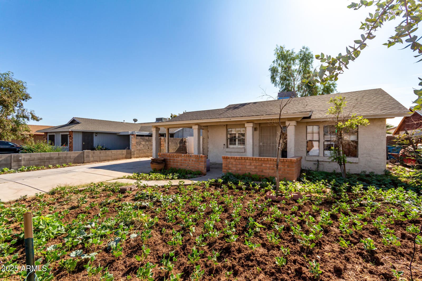 9021 W Mulberry Drive, Phoenix, AZ 85037 — photo 5 of 35