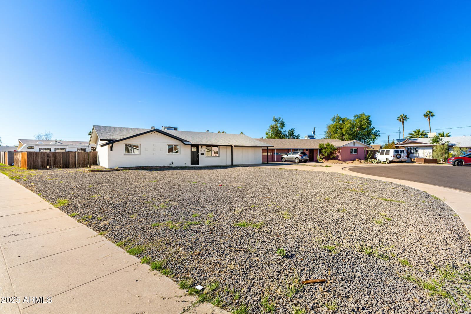 1718 S MARILYN ANN Drive, Tempe, AZ 85281 — photo 4 of 38
