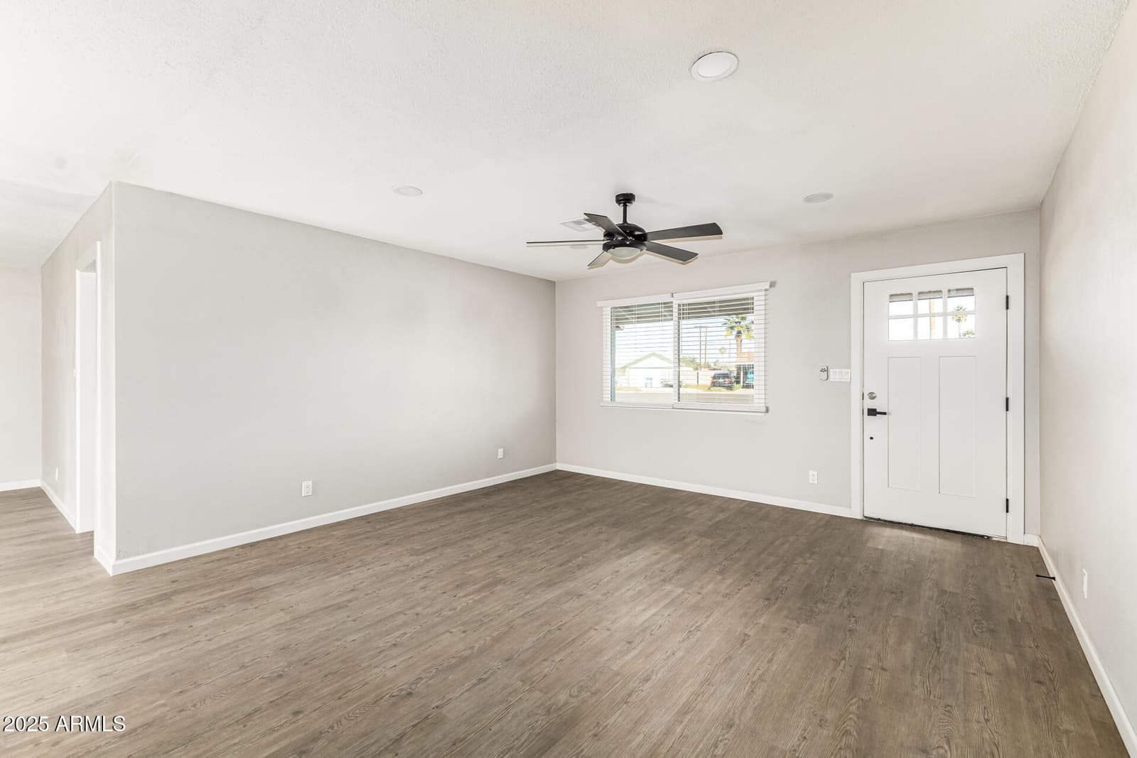 1718 S MARILYN ANN Drive, Tempe, AZ 85281 — photo 7 of 38