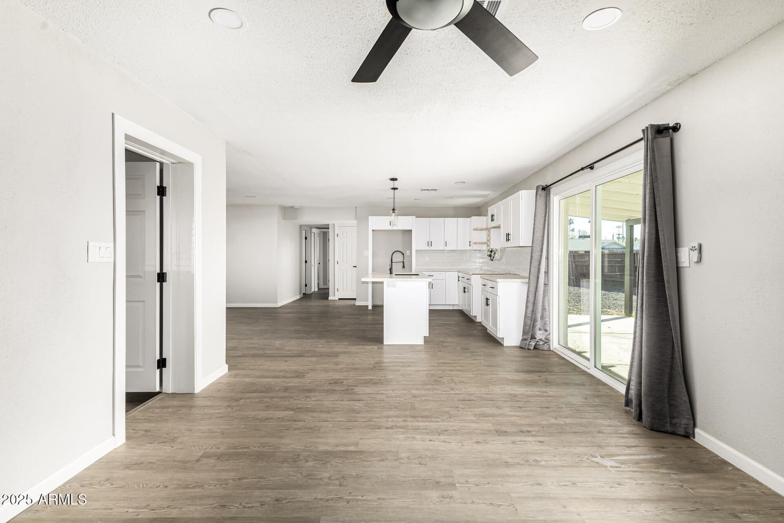 1718 S MARILYN ANN Drive, Tempe, AZ 85281 — photo 13 of 38