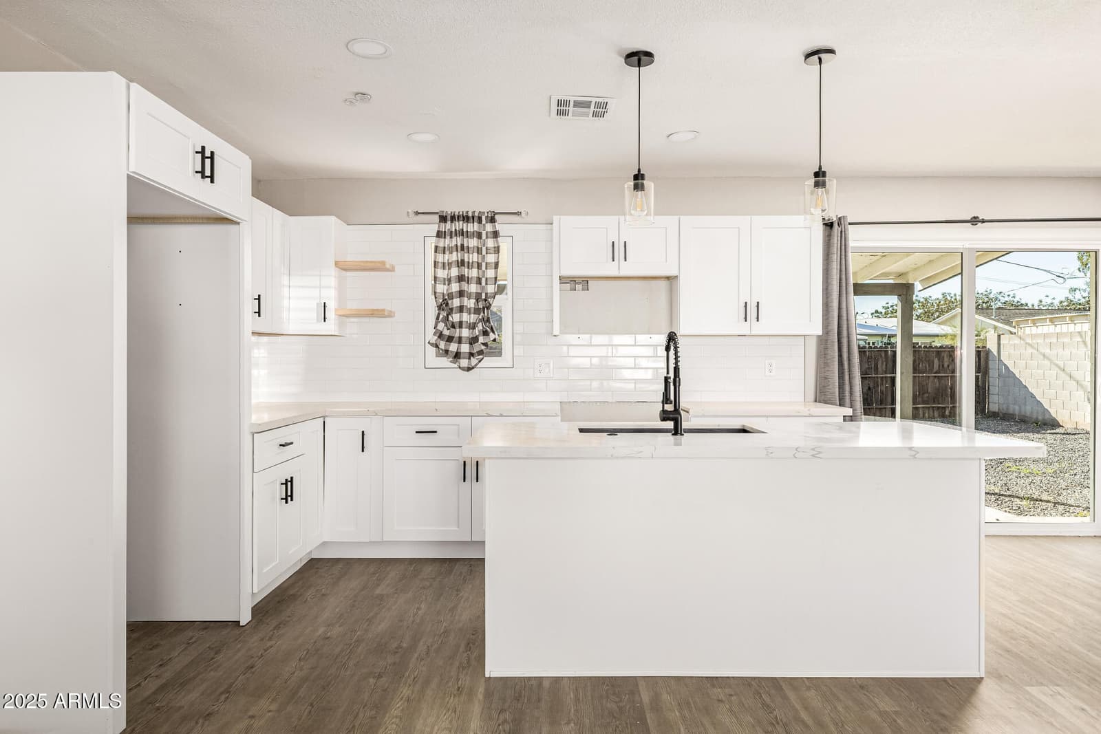 1718 S MARILYN ANN Drive, Tempe, AZ 85281 — photo 15 of 38