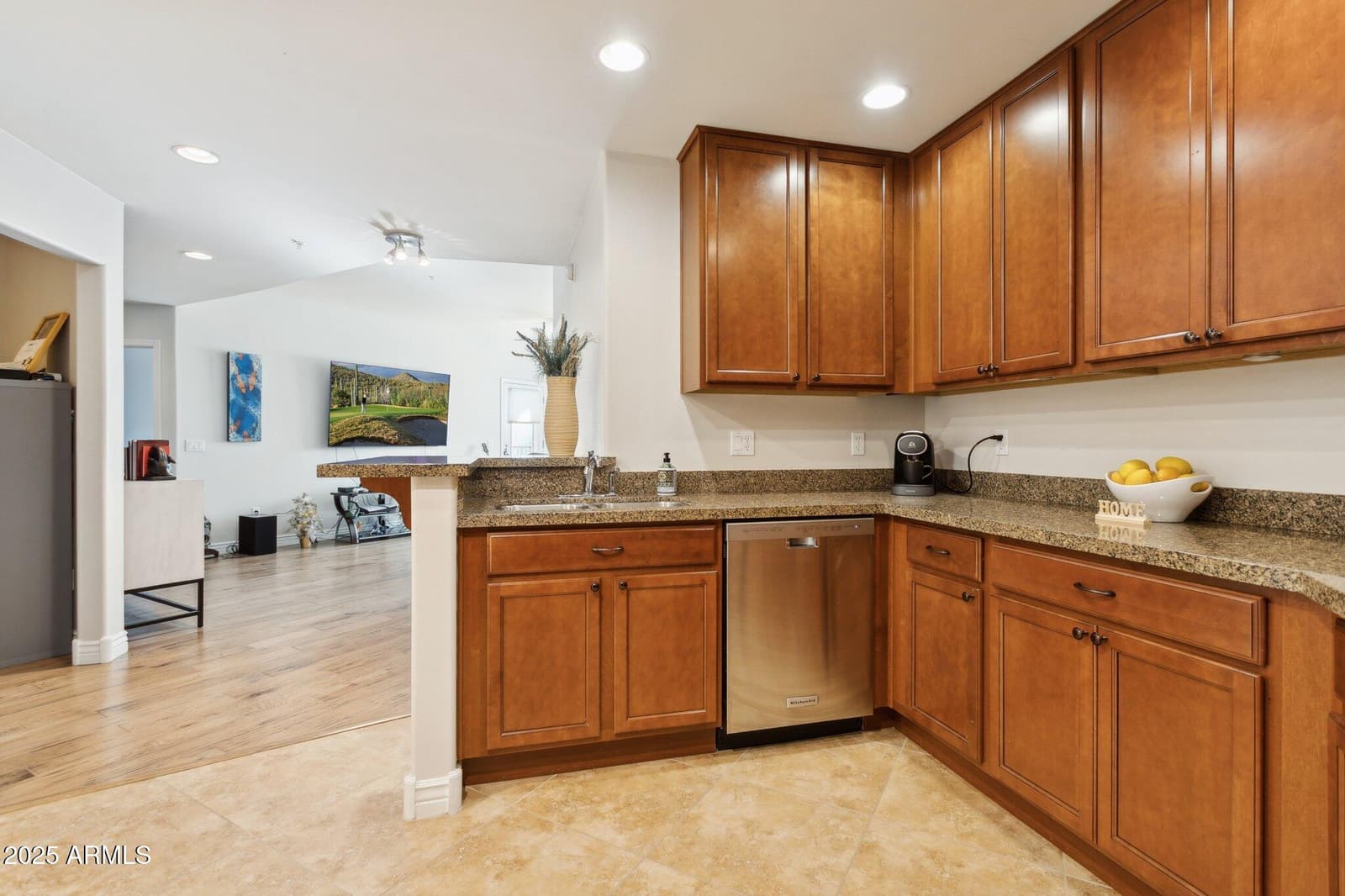 5350 E DEER VALLEY Drive 4267, Phoenix, AZ 85054 — photo 20 of 47