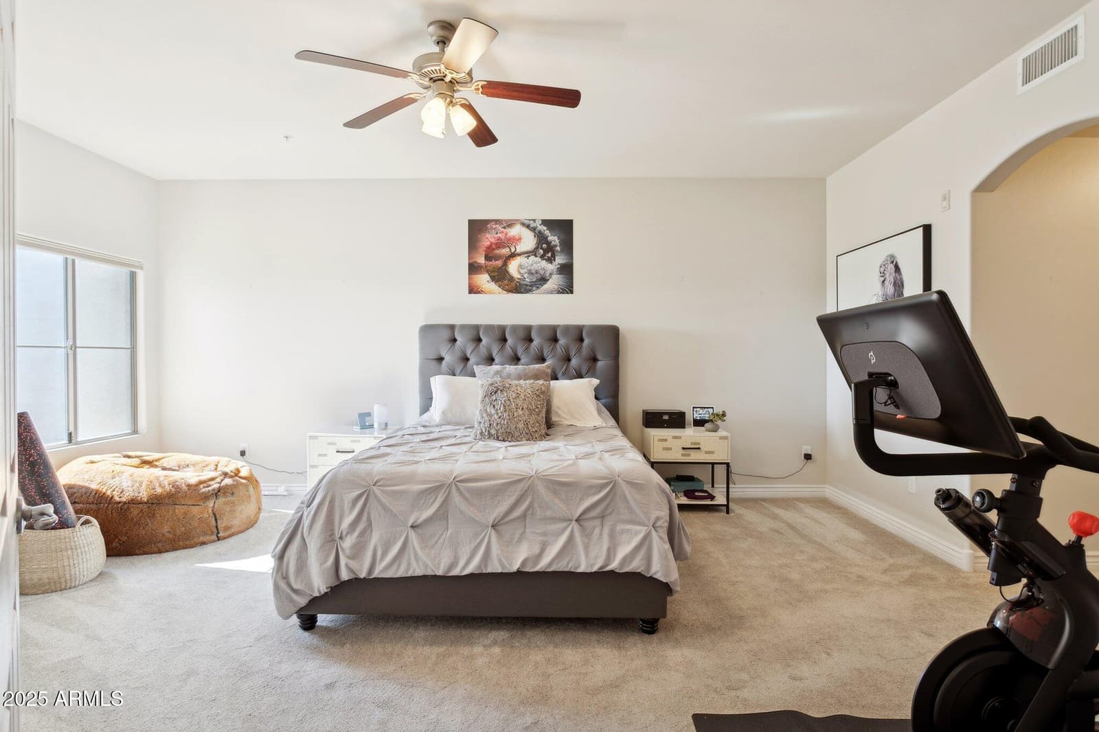5350 E DEER VALLEY Drive 4267, Phoenix, AZ 85054 — photo 10 of 47