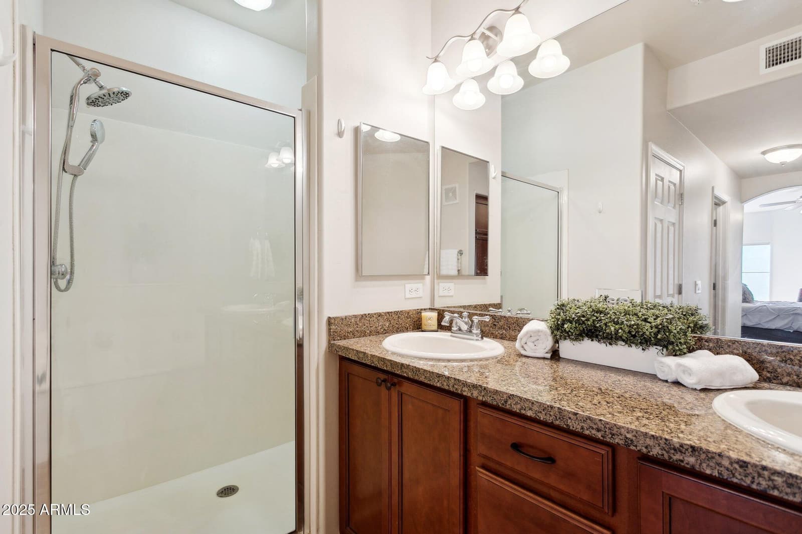 5350 E DEER VALLEY Drive 4267, Phoenix, AZ 85054 — photo 12 of 47