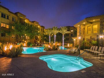 5350 E DEER VALLEY Drive 4267, Phoenix, AZ 85054 — photo 38 of 47