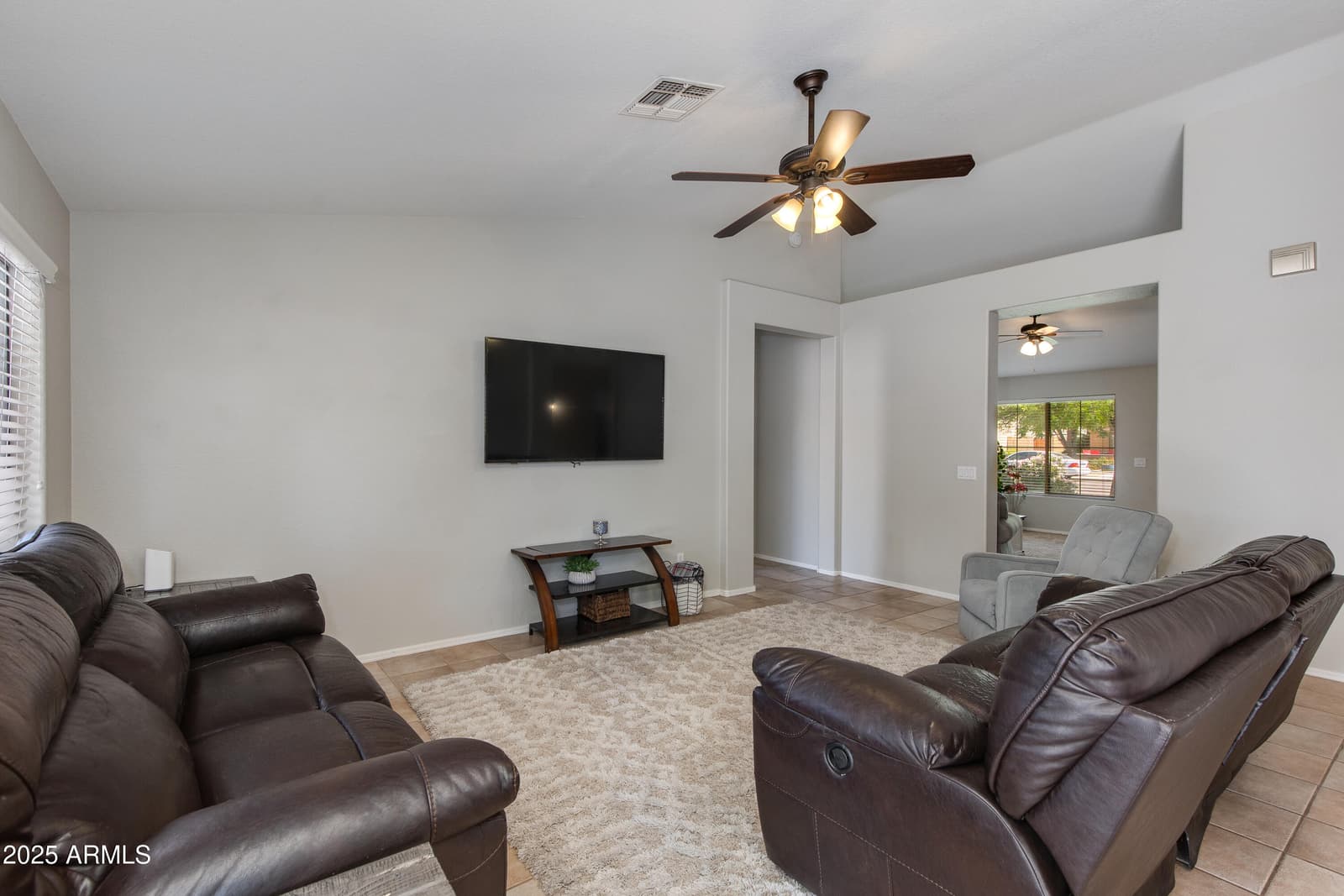 7346 E NARANJA Avenue, Mesa, AZ 85209 — photo 6 of 30
