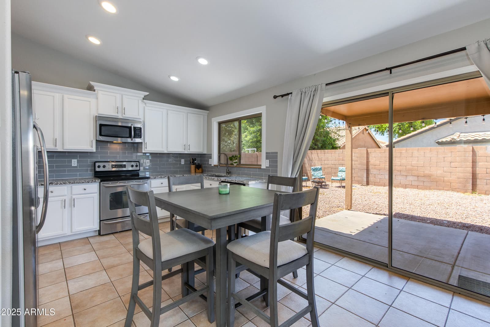 7346 E NARANJA Avenue, Mesa, AZ 85209 — photo 9 of 30