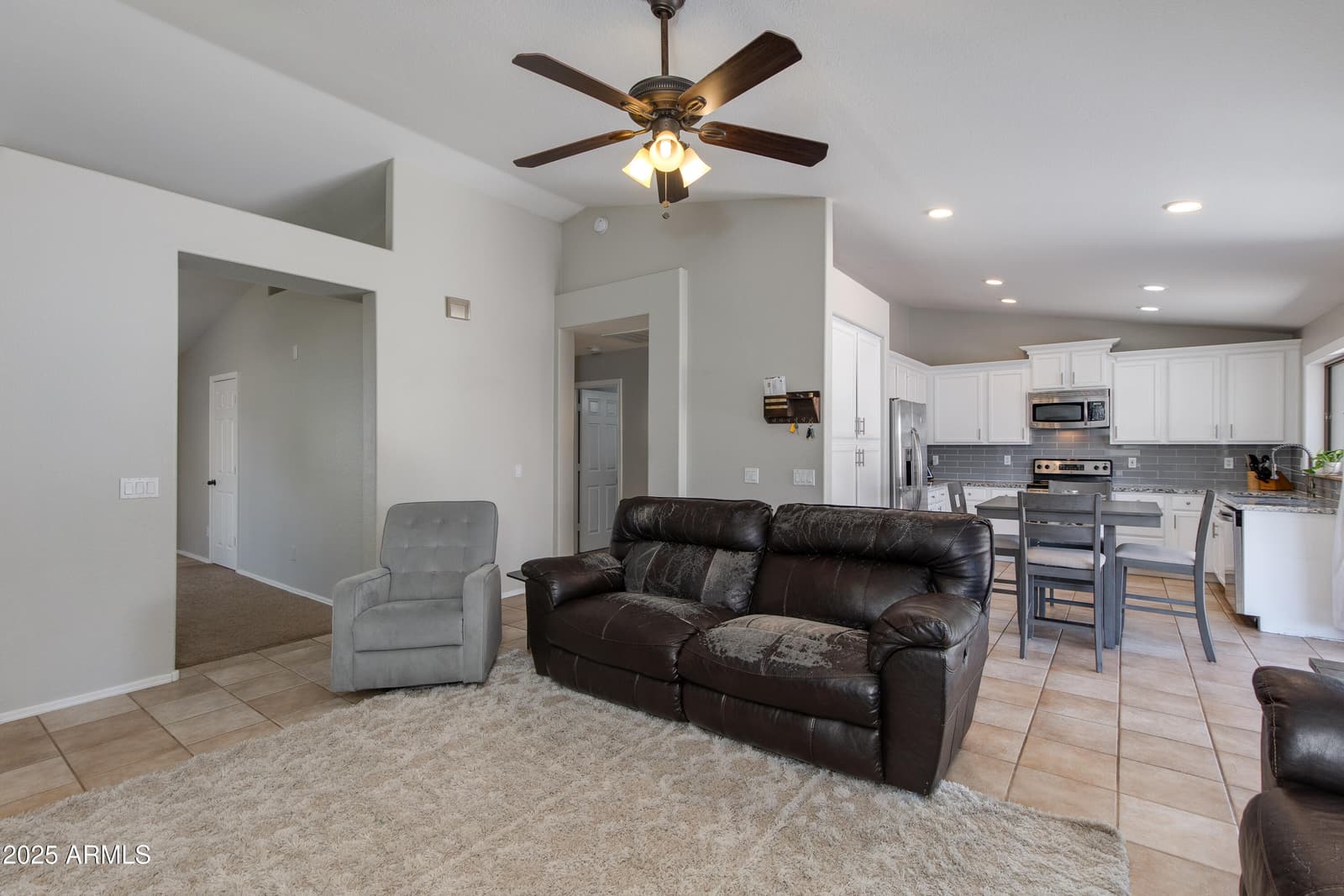 7346 E NARANJA Avenue, Mesa, AZ 85209 — photo 8 of 30