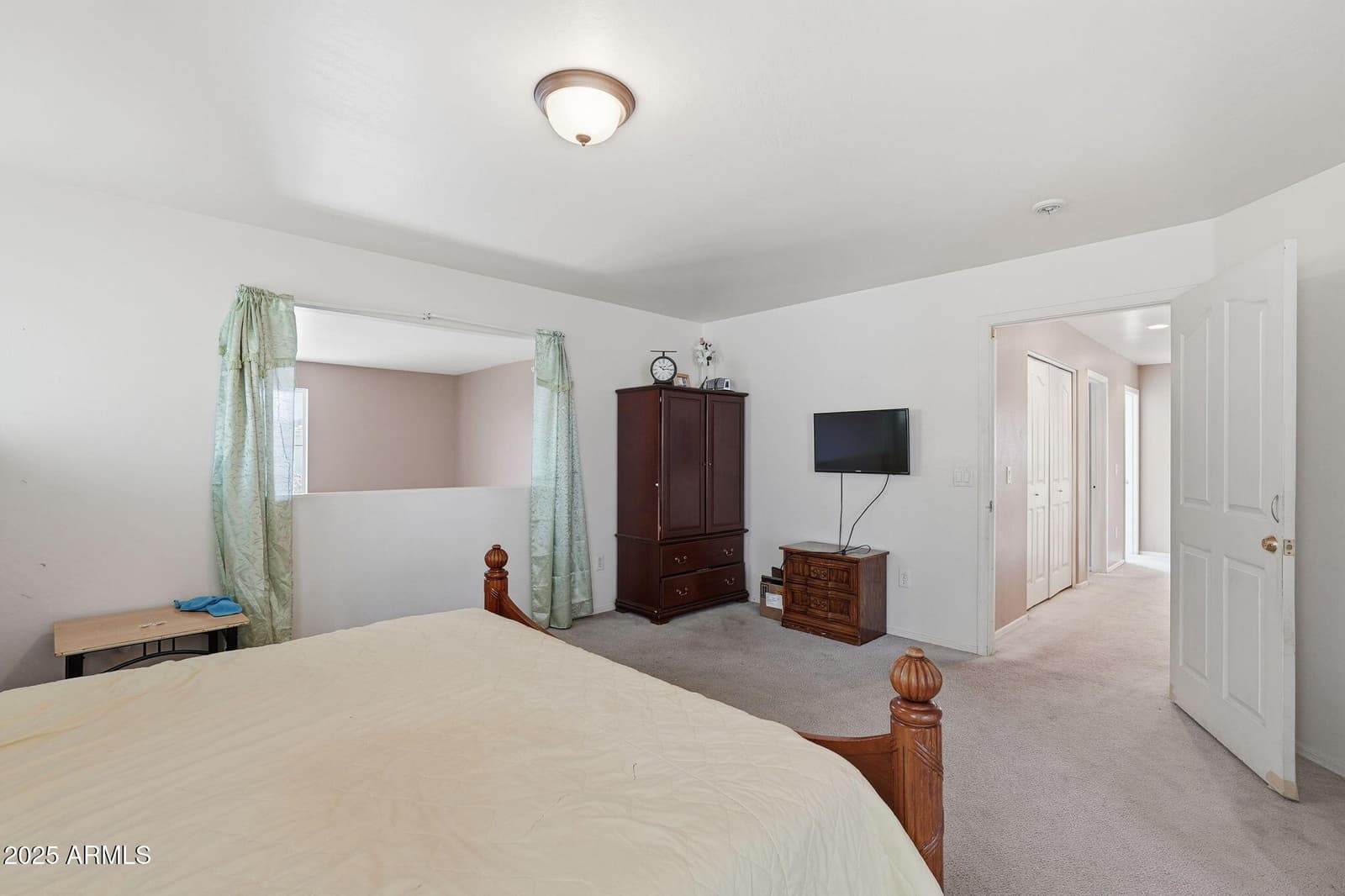 6826 S 41ST Drive, Phoenix, AZ 85041 — photo 32 of 40