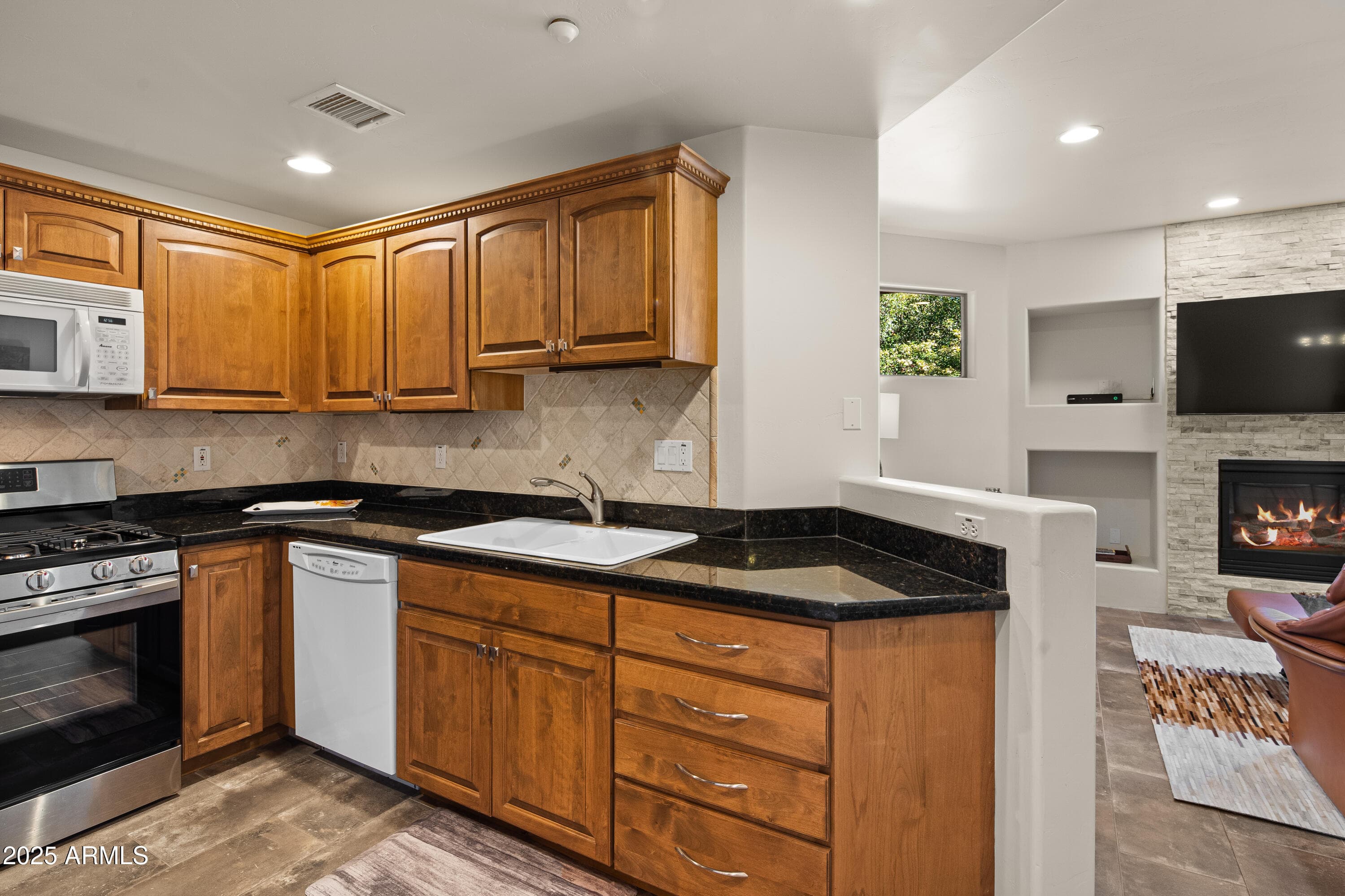 520 Jordan Road 2, Sedona, AZ 86336 — photo 9 of 33