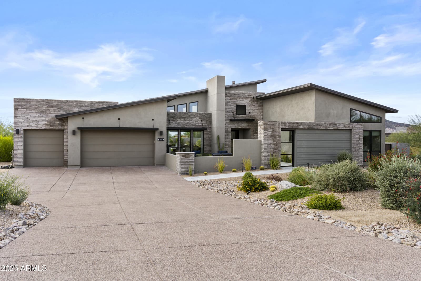 8316 E SAND FLOWER Drive, Scottsdale, AZ 85266 — photo 4 of 62