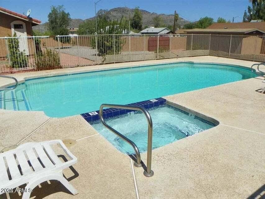 1336 E MOUNTAIN VIEW Road 202, Phoenix, AZ 85020 — photo 22 of 23