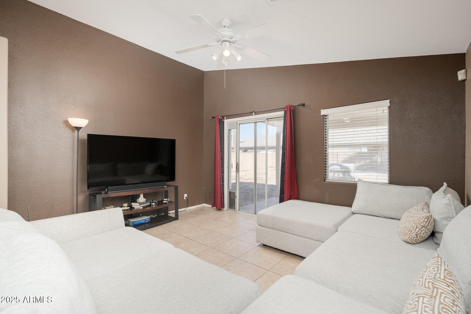 10281 N 94TH Drive, Peoria, AZ 85345 — photo 6 of 25