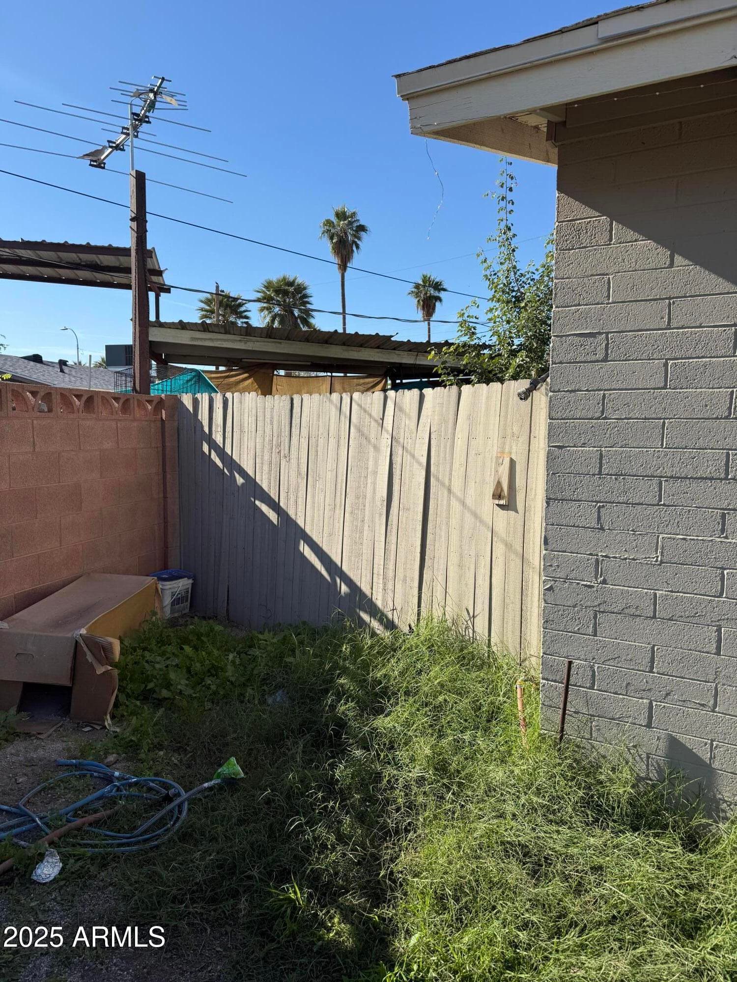 2116 N 49TH Avenue, Phoenix, AZ 85035 — photo 2 of 7