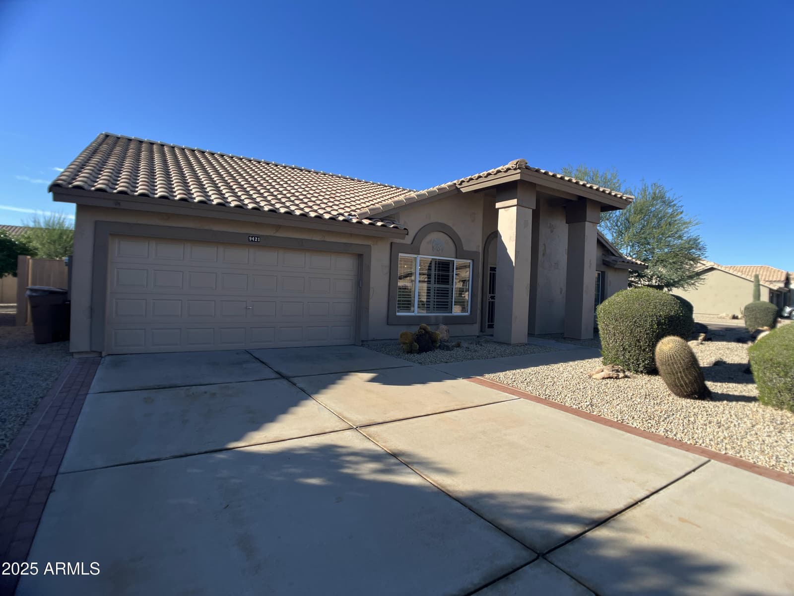 9421 W CHINO Drive, Peoria, AZ 85382 — photo 3 of 25