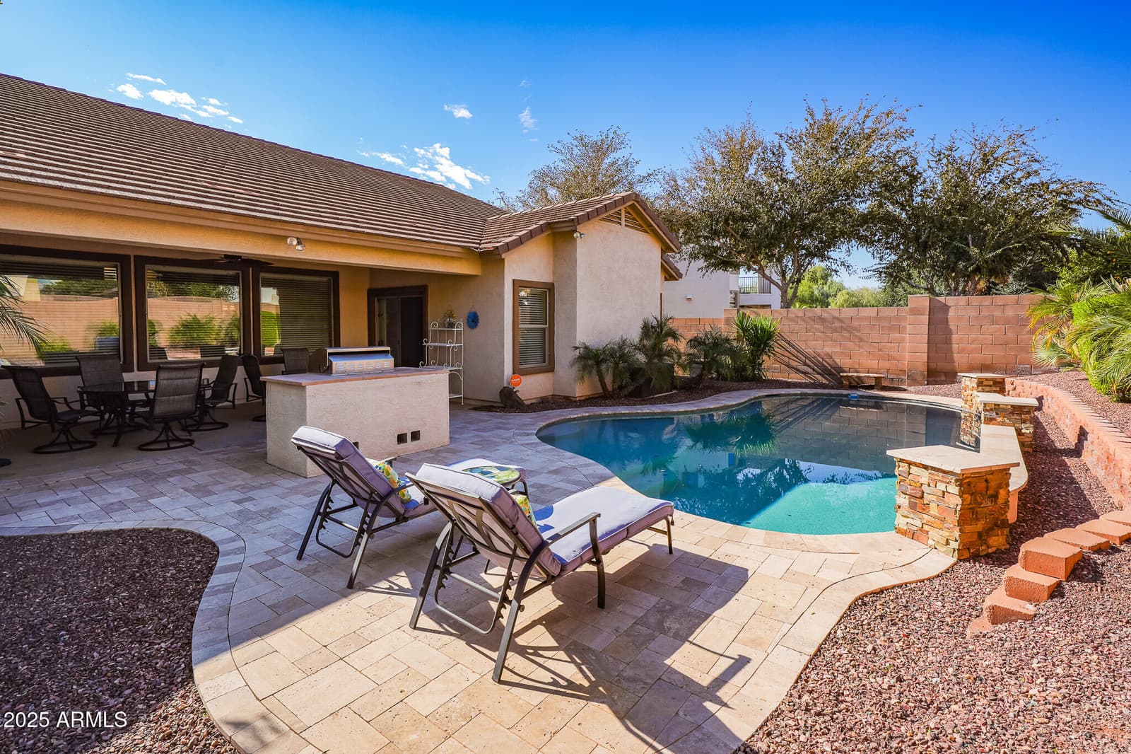 15850 W MERCER Lane, Surprise, AZ 85379 — photo 33 of 42