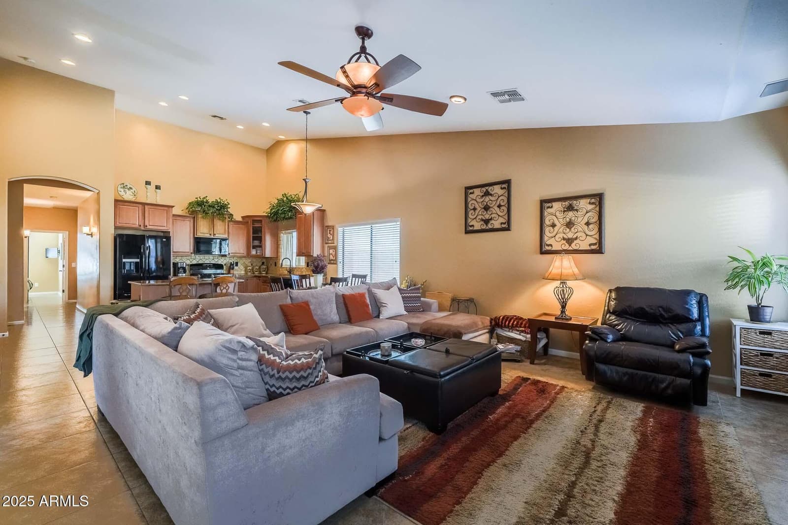 15850 W MERCER Lane, Surprise, AZ 85379 — photo 17 of 42