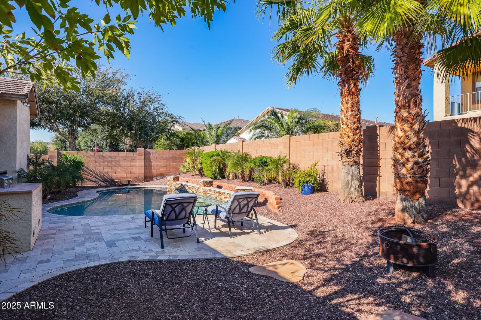 15850 W MERCER Lane, Surprise, AZ 85379 — photo 37 of 42