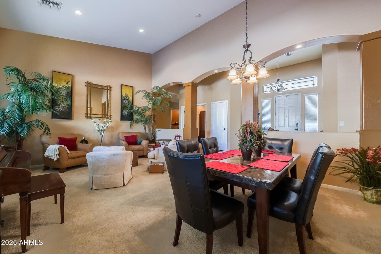 15850 W MERCER Lane, Surprise, AZ 85379 — photo 7 of 42