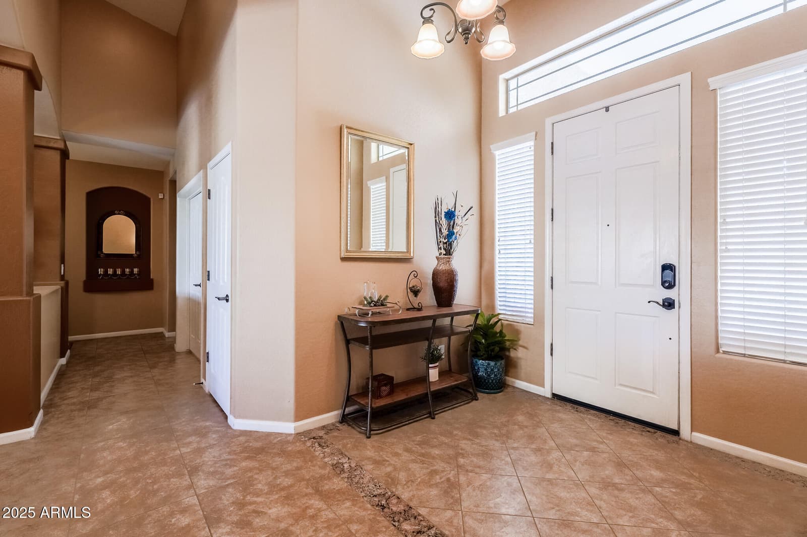 15850 W MERCER Lane, Surprise, AZ 85379 — photo 5 of 42