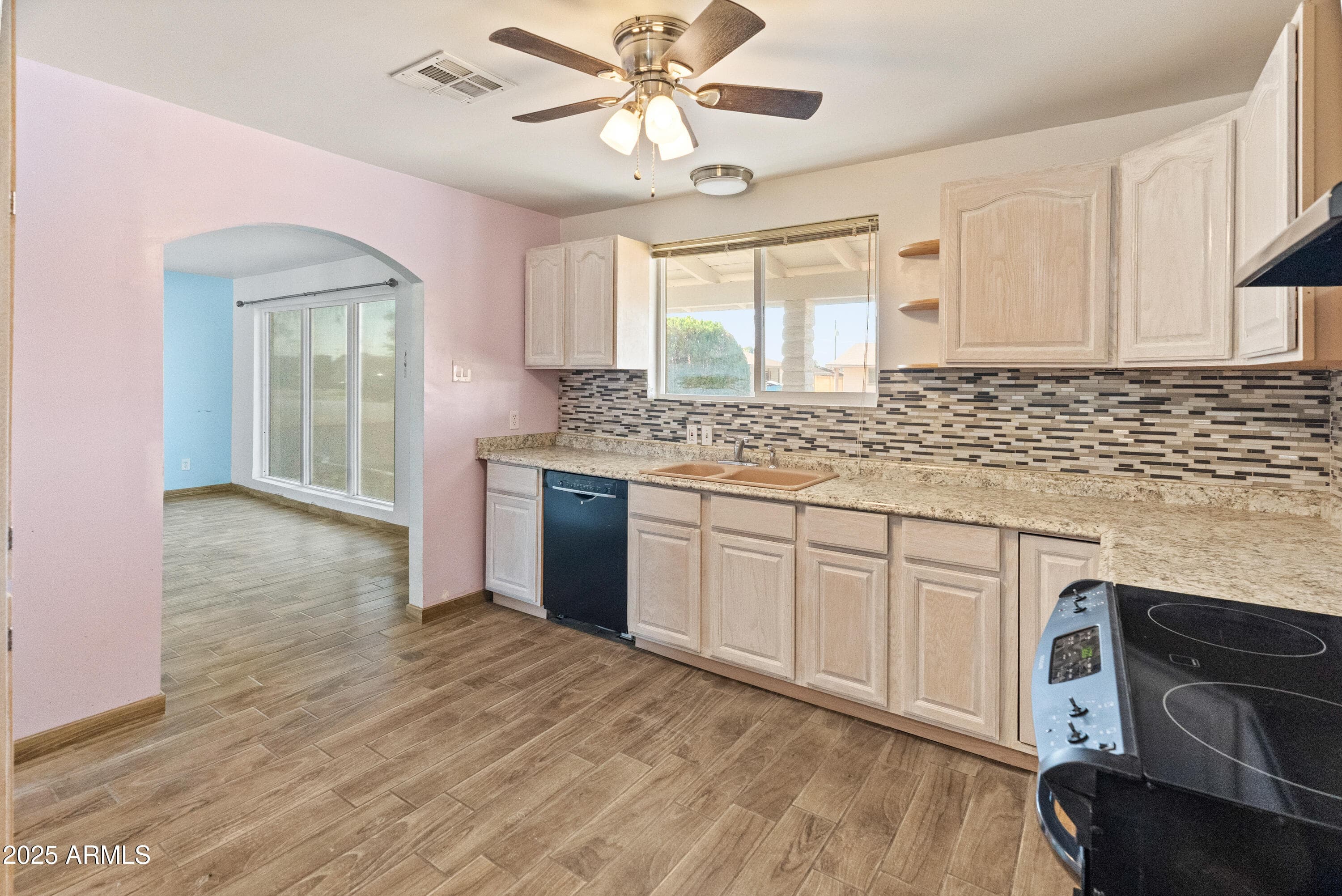 4821 N 32ND Avenue, Phoenix, AZ 85017 — photo 9 of 34
