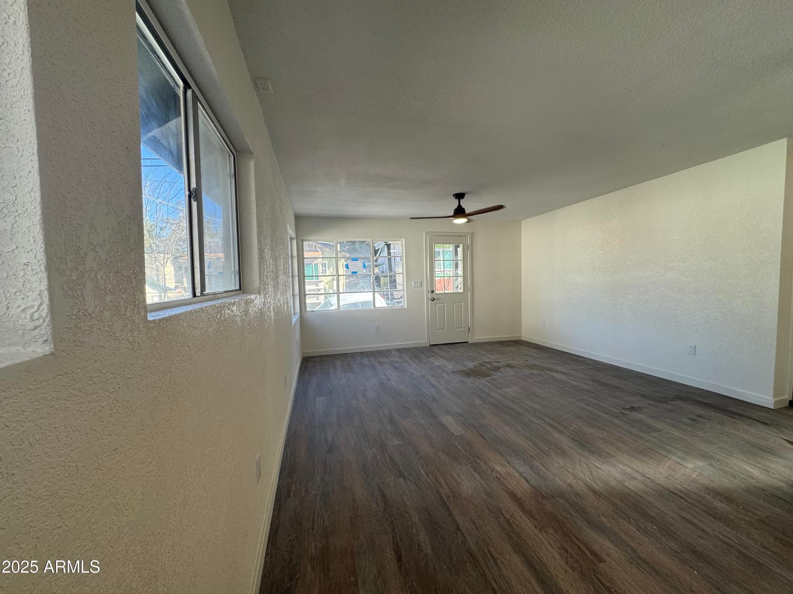 184 S Kent Street, Miami, AZ 85539 — photo 15 of 17