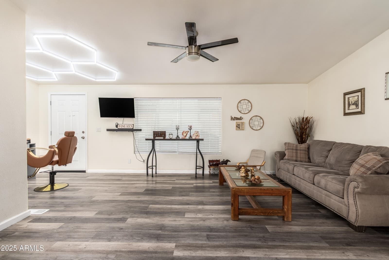 8601 N 103RD Avenue 210, Peoria, AZ 85345 — photo 3 of 26