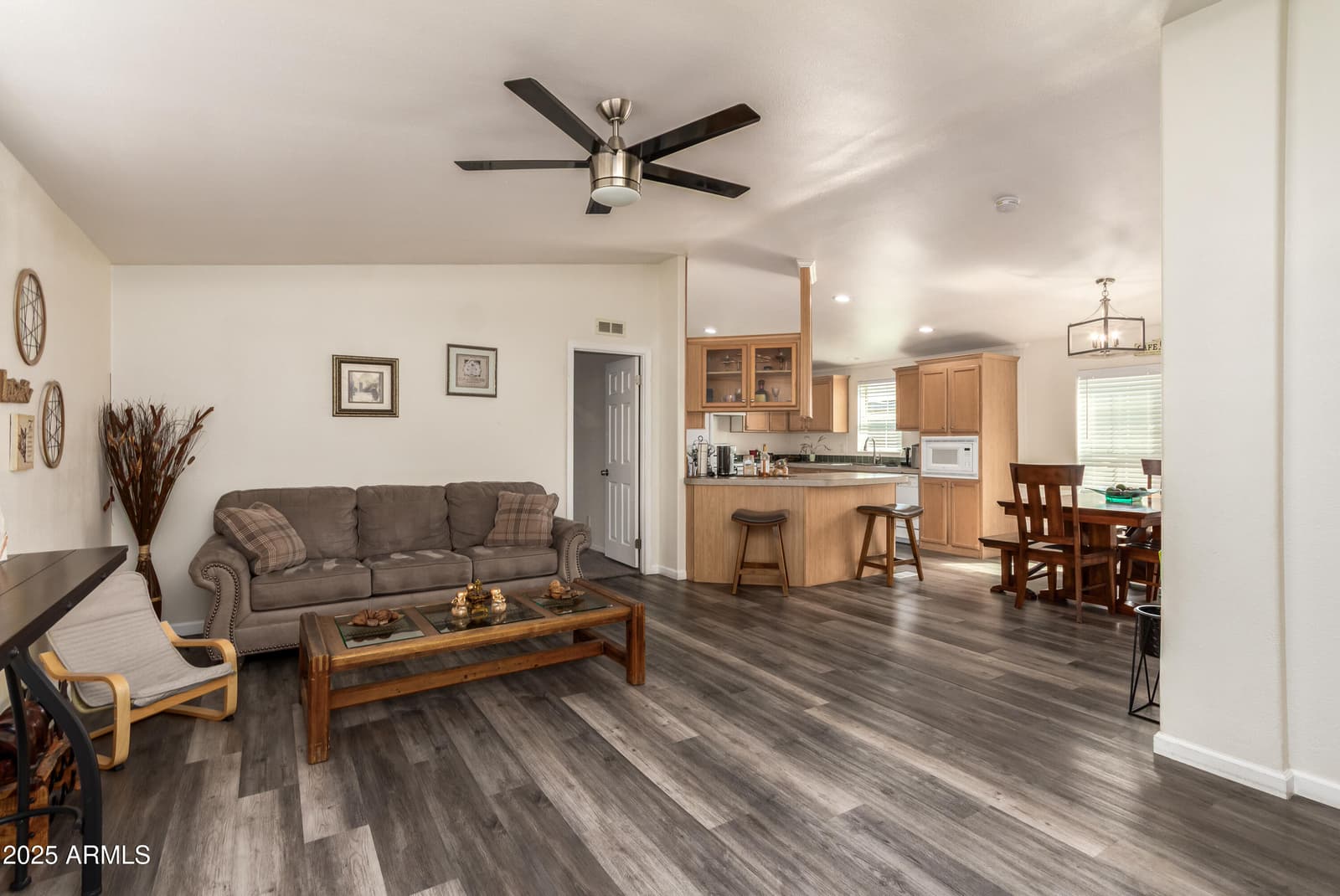 8601 N 103RD Avenue 210, Peoria, AZ 85345 — photo 7 of 26