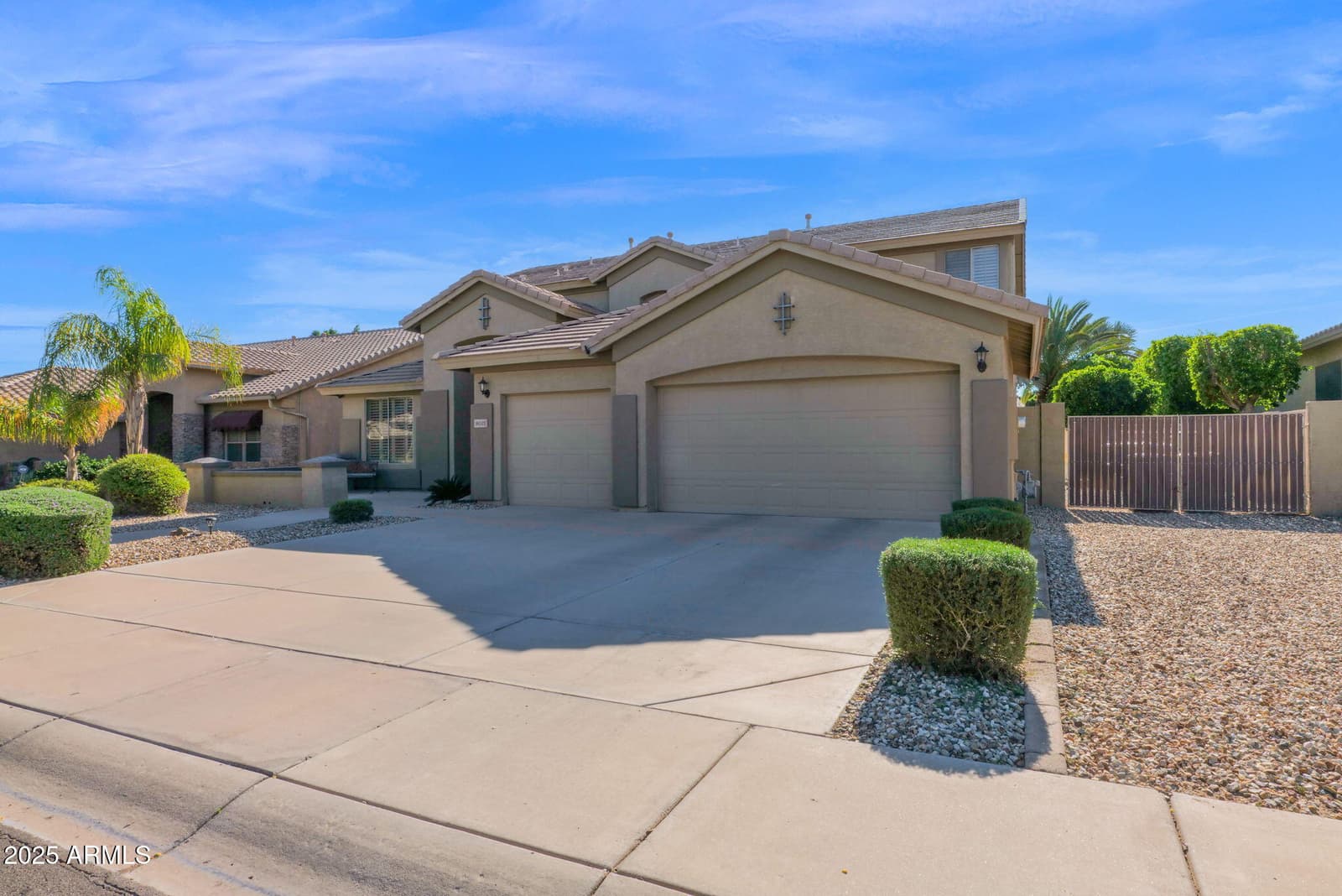 8021 W DONALD Drive, Peoria, AZ 85383 — photo 3 of 45