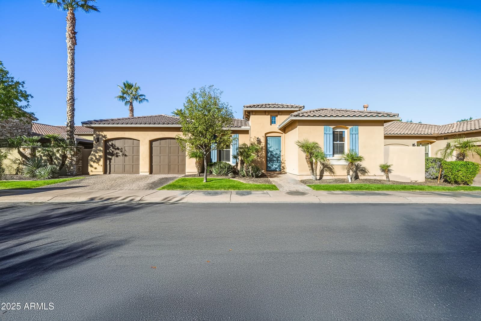 758 E SUNBURST Lane, Tempe, AZ 85284 — photo 1 of 48