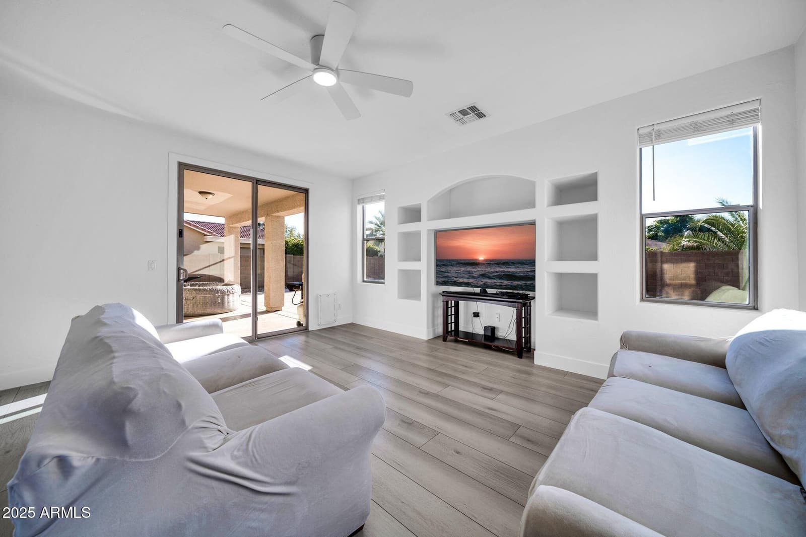 16529 W SAGUARO Lane, Surprise, AZ 85388 — photo 12 of 50