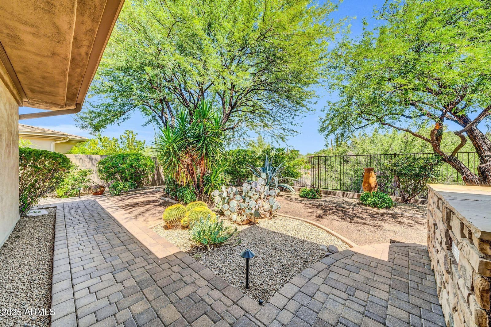7500 E PONTEBELLA Drive, Scottsdale, AZ 85266 — photo 39 of 49