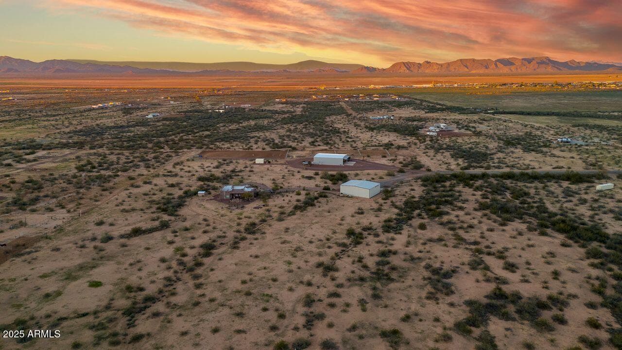 48424 N 520th Avenue, Aguila, AZ 85320 — photo 16 of 61