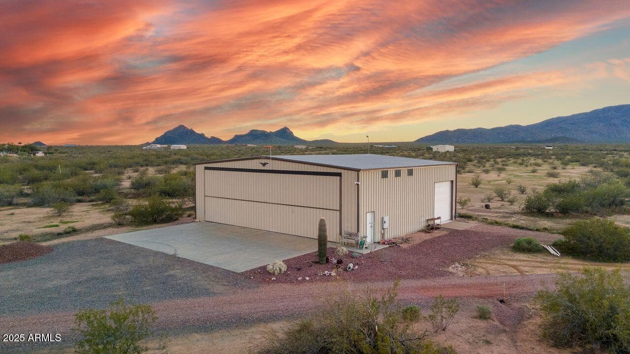 48424 N 520th Avenue, Aguila, AZ 85320 — photo 11 of 61