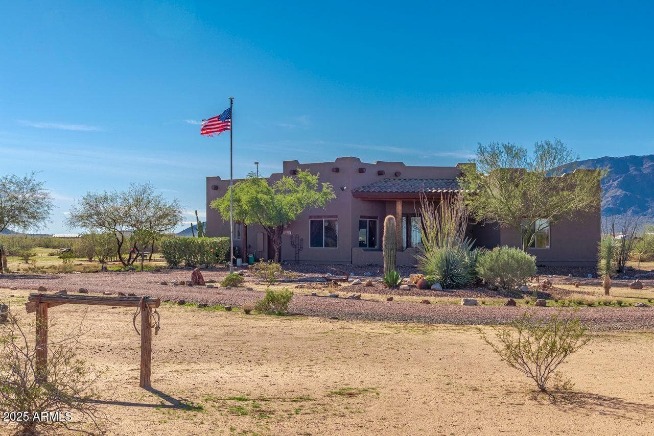 48424 N 520th Avenue, Aguila, AZ 85320 — photo 25 of 61