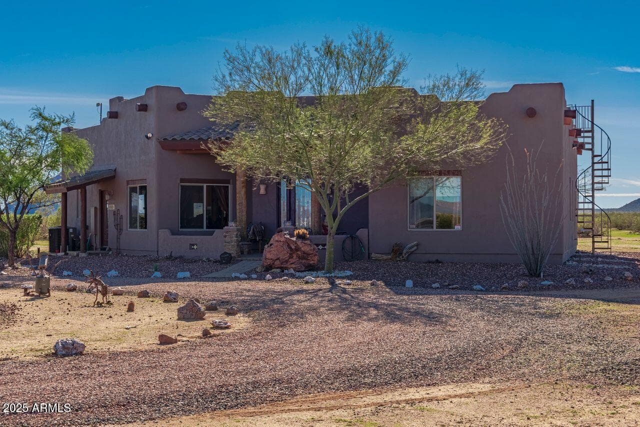 48424 N 520th Avenue, Aguila, AZ 85320 — photo 26 of 61