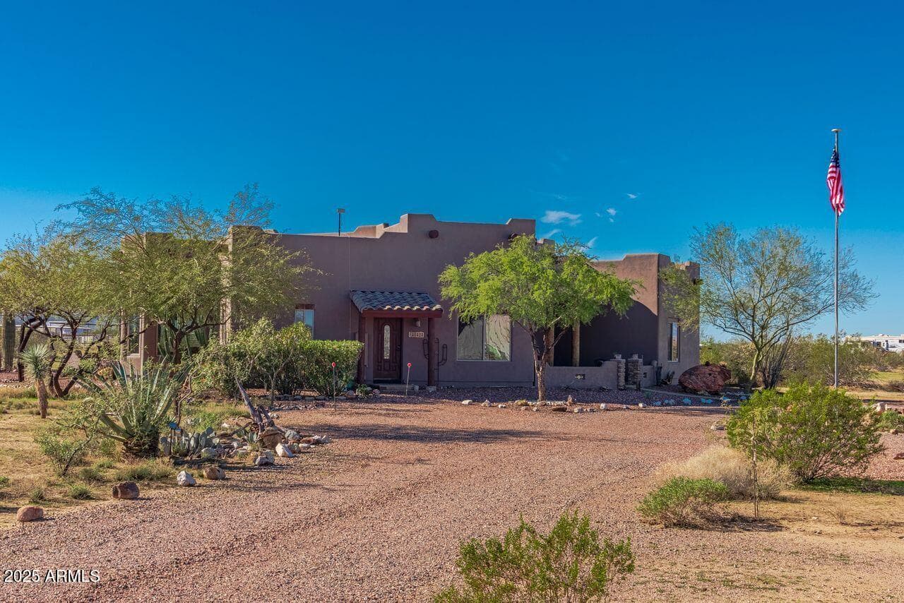 48424 N 520th Avenue, Aguila, AZ 85320 — photo 23 of 61