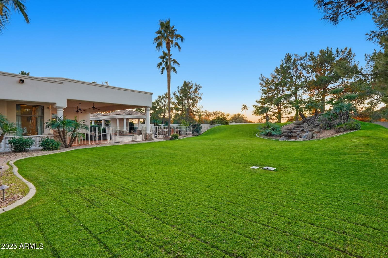 6 E OAKWOOD HILLS Drive, Chandler, AZ 85248 — photo 117 of 122