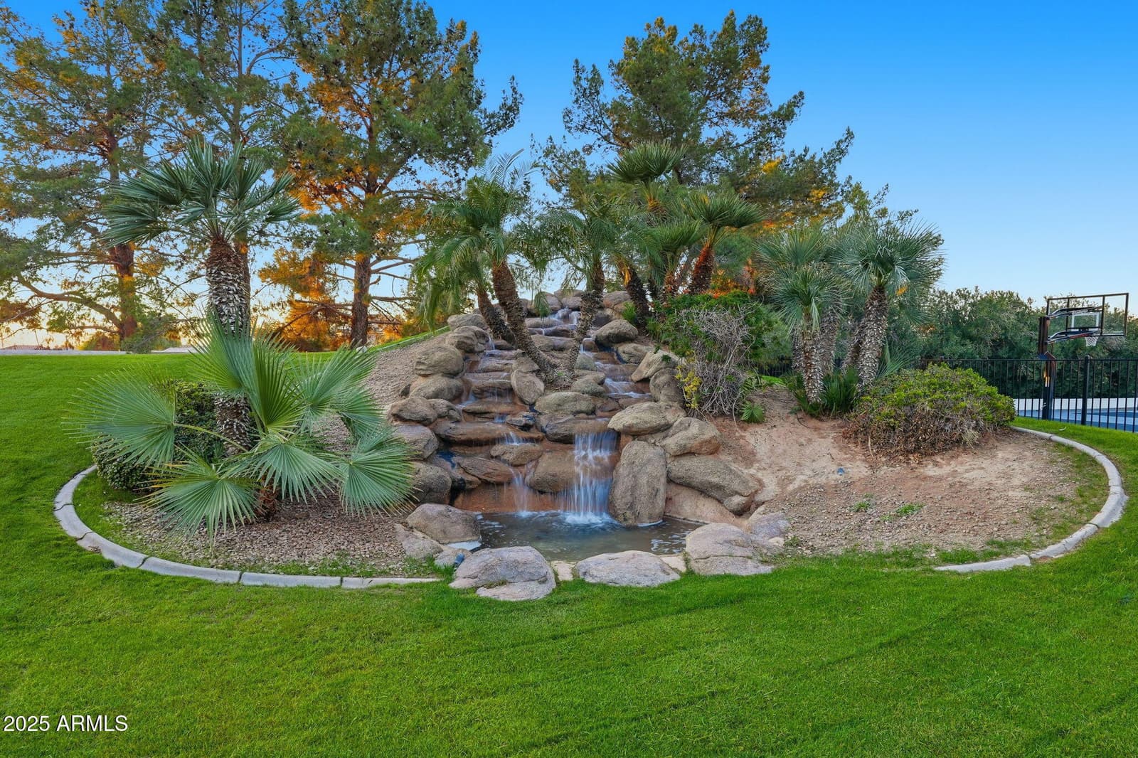 6 E OAKWOOD HILLS Drive, Chandler, AZ 85248 — photo 118 of 122