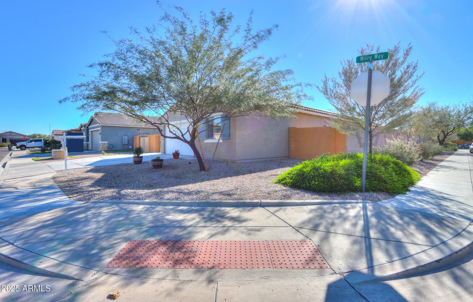 947 E WILEY Way, Casa Grande, AZ 85122 — photo 3 of 37